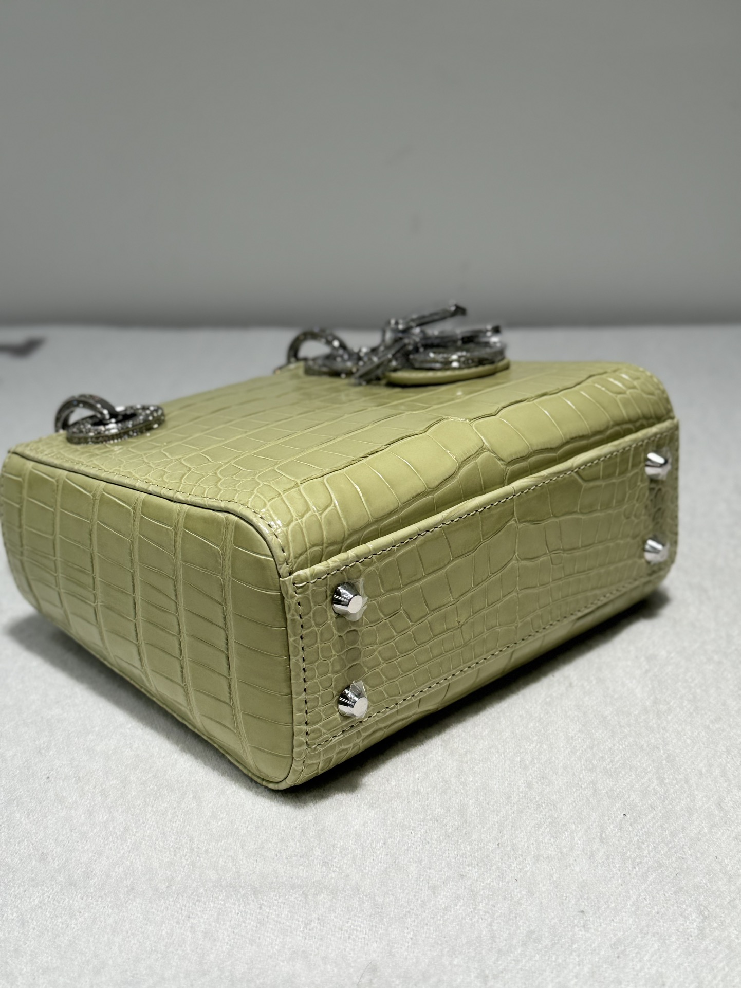 Túi xách Dior da cá sấu like auth 1:1 fulbox